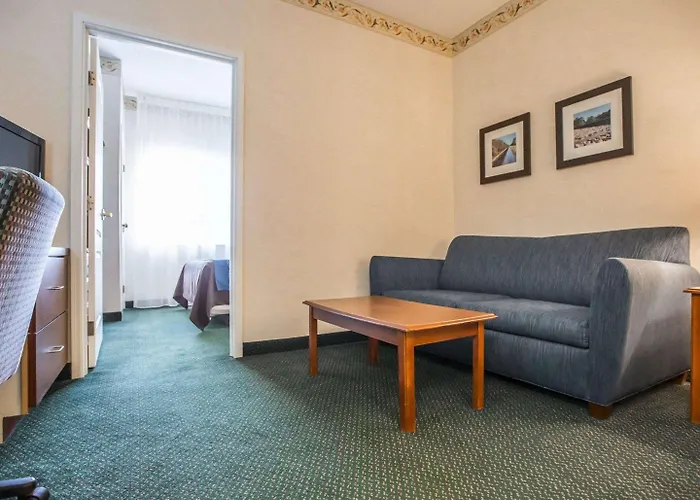 Hotel Express By Ihg 4*