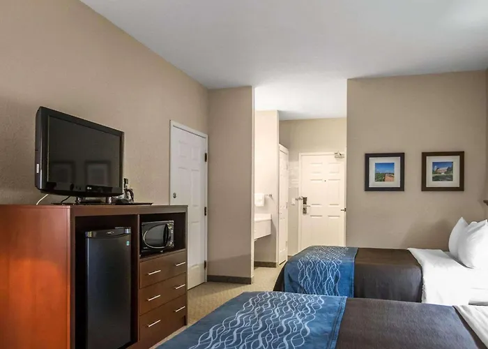 Express By Ihg 4*