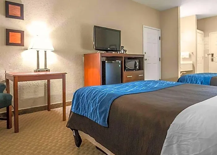 Express By Ihg 4*