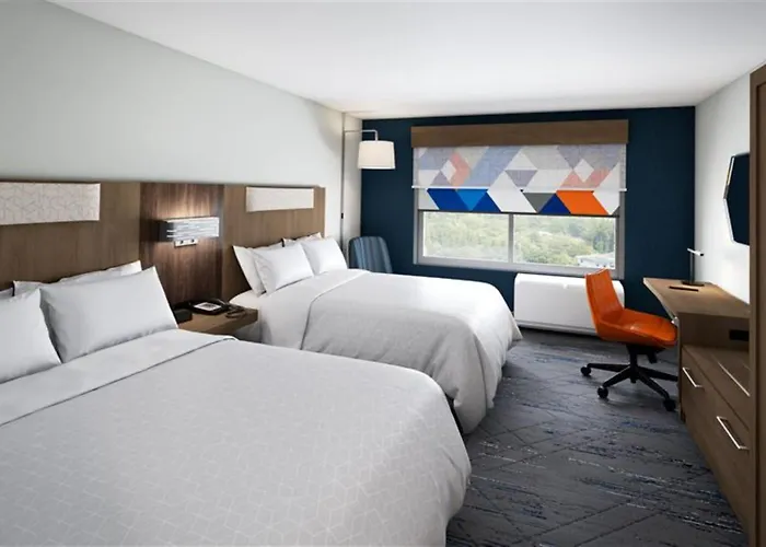 Hotel Express By Ihg Dixon