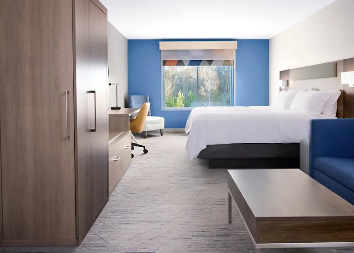 Express By Ihg Hotel